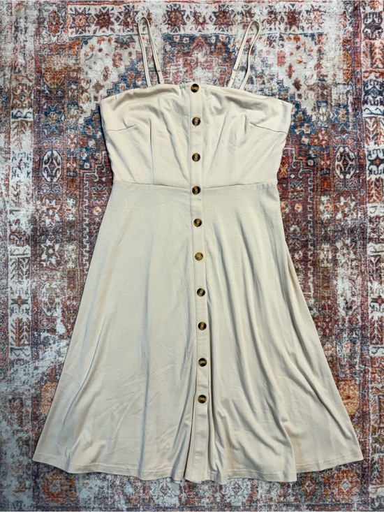 Berydress Dresses & Skirts - Berydress Beige Button Front Midi Sundress Size Medium NWT